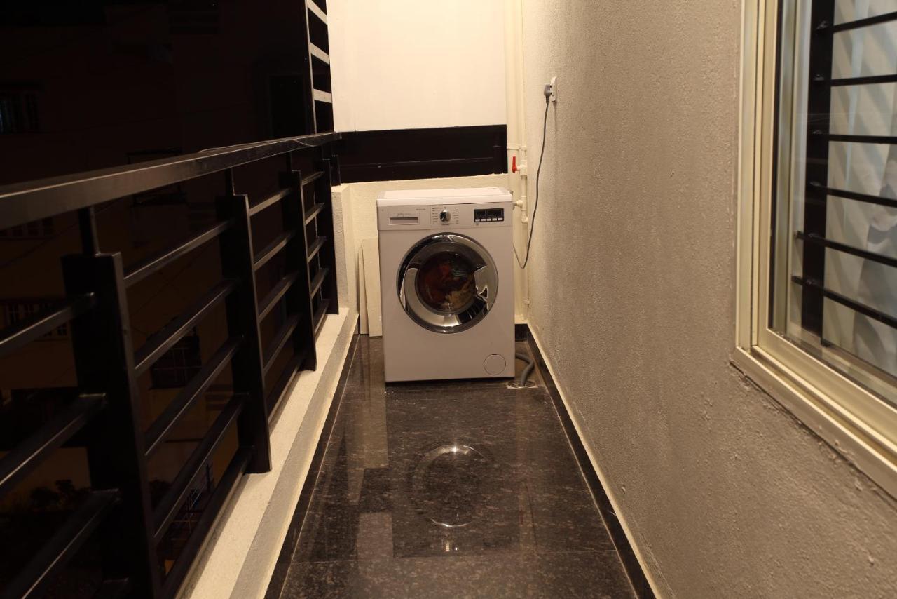 Qualtems Guest House-With Ac Options 班加罗尔 外观 照片