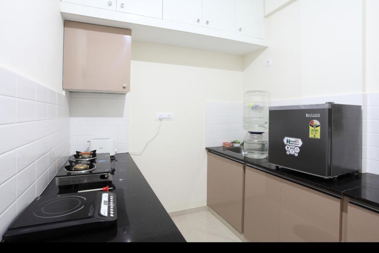 Qualtems Guest House-With Ac Options 班加罗尔 外观 照片